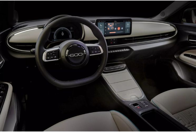 פיאט משיקה את החשמלית Fiat 600e